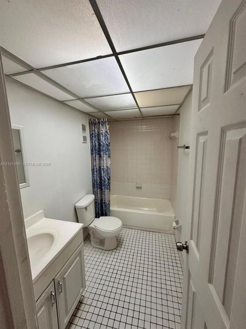 10000 NW 80 Ct , Unit 2537, Hialeah Gardens, FL 33016 Photo