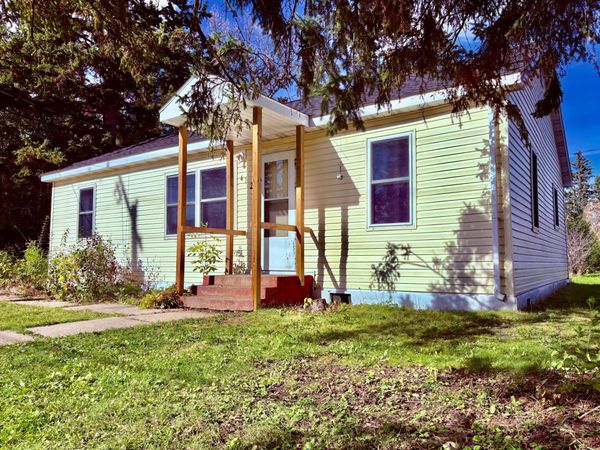 412 2nd Street NW, Baudette, MN 56623