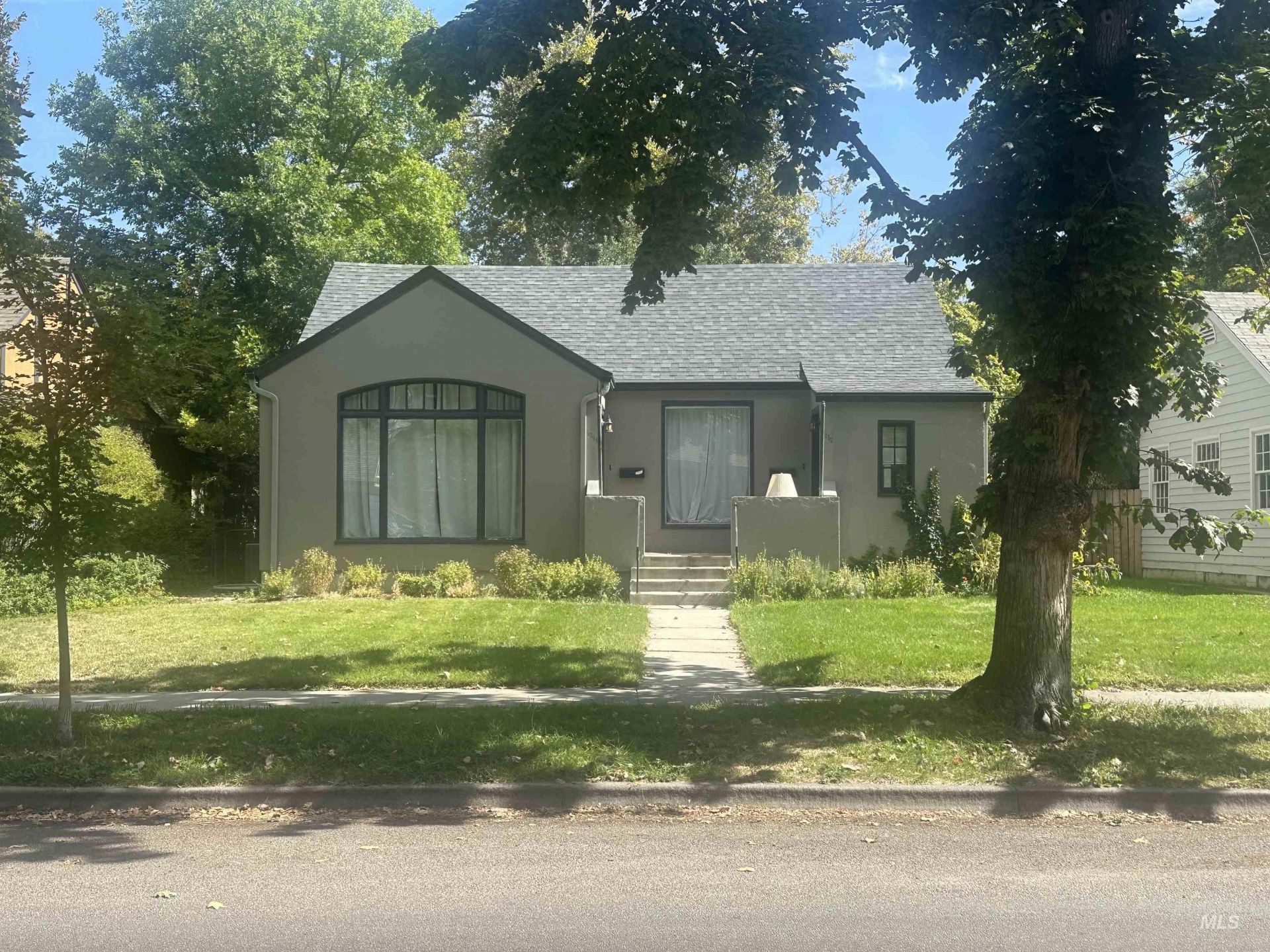 1214 N 8, Boise, ID 83702 Main Photo