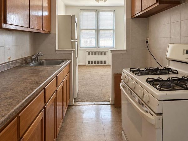 86-16 60th Avenue , Unit 3J, Elmhurst, NY 11373
