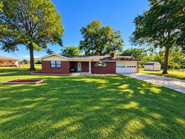 88 County Road 2197 , Bartlesville, OK 74003