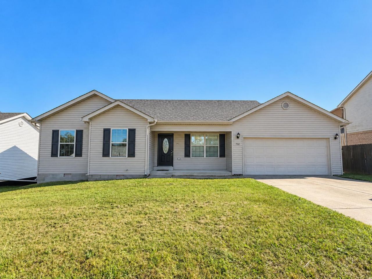 738 Opossum Kingdom Road, Berea, KY 40403 Main Photo