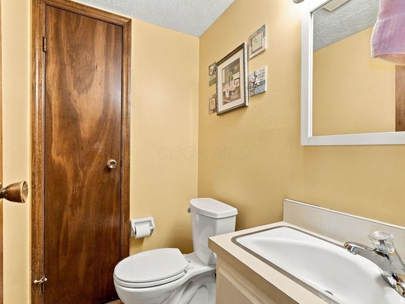 443 Pamlico Street, Unit JL2, Columbus, OH 43228 Photo 22