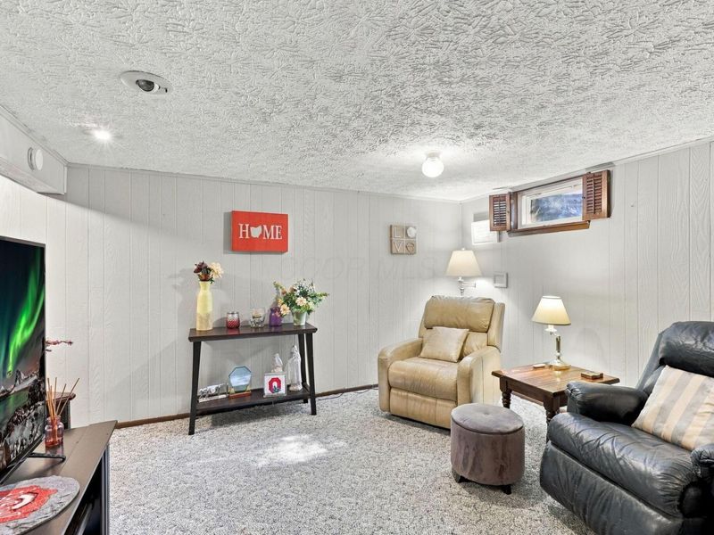 443 Pamlico Street, Unit JL2, Columbus, OH 43228 Photo 33