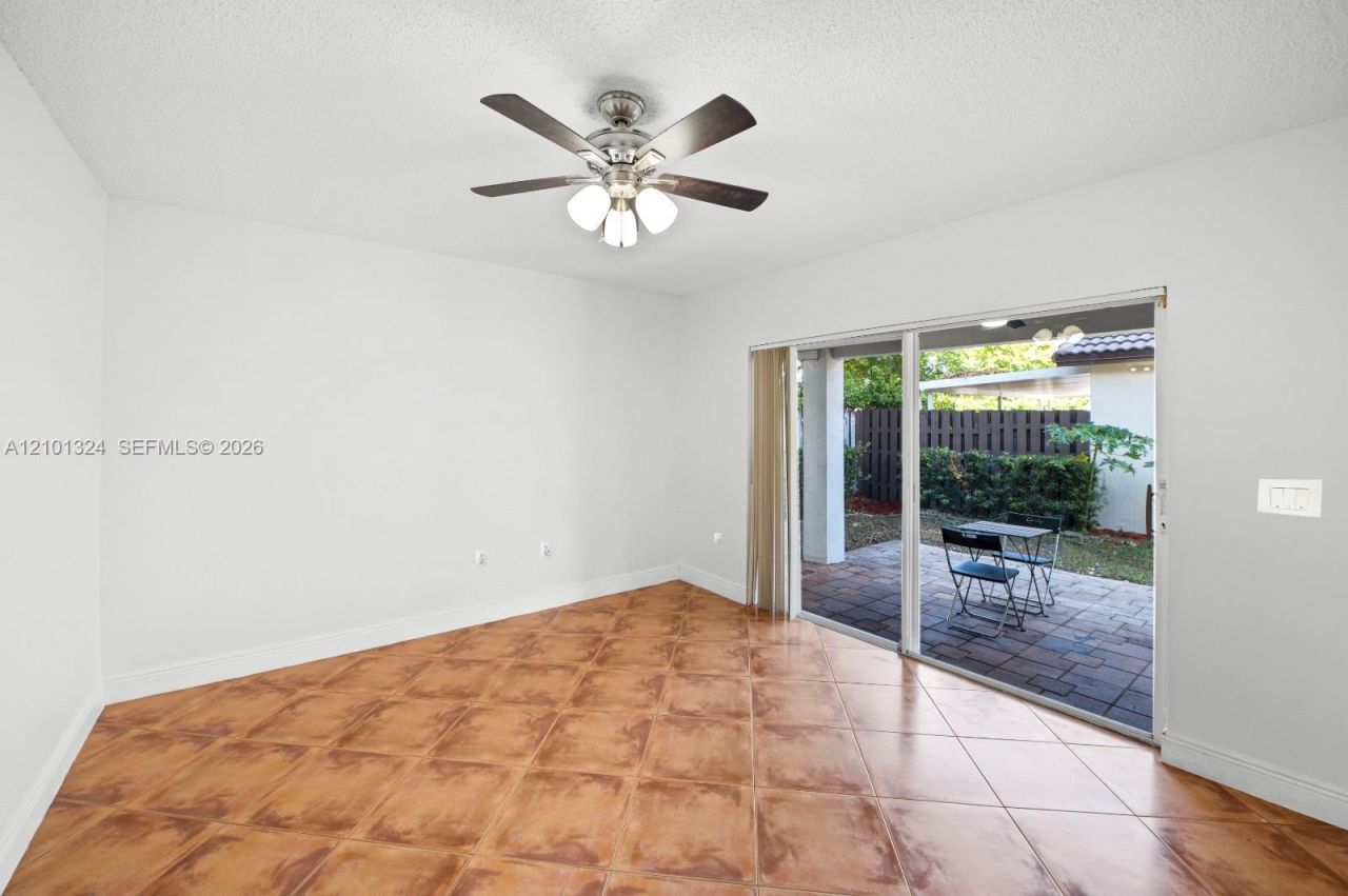 14613 SW 155th Pl, Miami, FL 33196 Photo