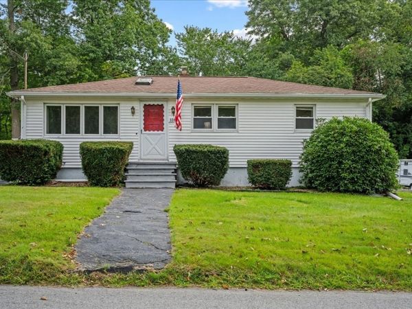 320 Mason Rd Ext, Dudley, MA 01571