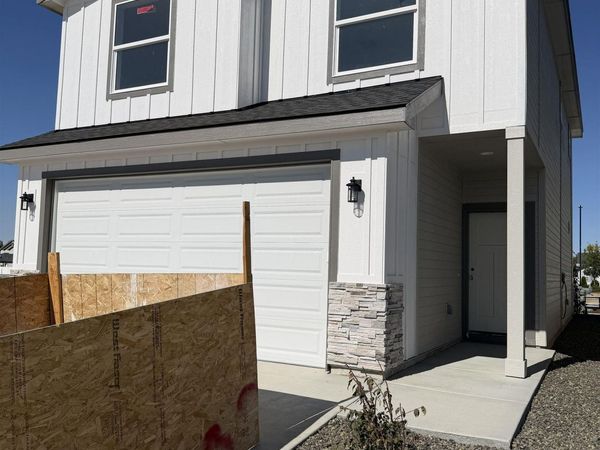 1128 E Cottage St, Kuna, ID 83634