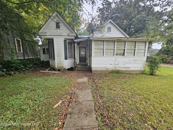 500 B Street, Natchez, MS 39120