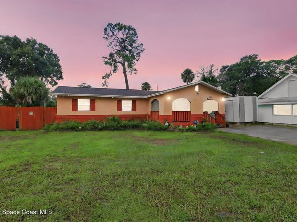 1233 Holmes Street , Cocoa, FL 32922