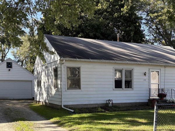128 Lawrence Avenue, Evansdale, IA 50707