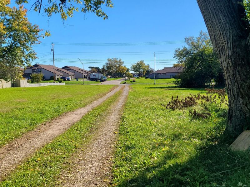789 Norton Road , Columbus, OH 43228 Photo 5