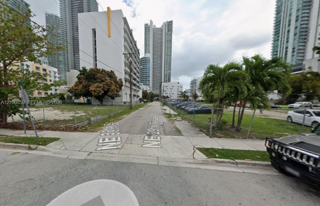 460 NE 29th Ter , Miami, FL 33137 Photo