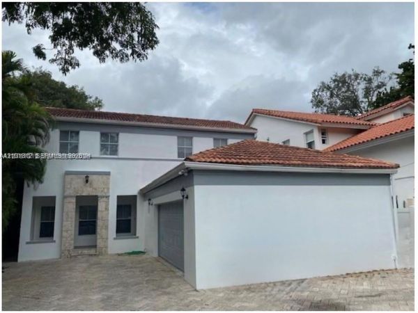 1725 Tigertail Ave , Miami, FL 33133