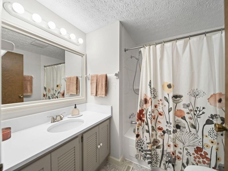 84 Belpre Place W, Westerville, OH 43081 Photo 26