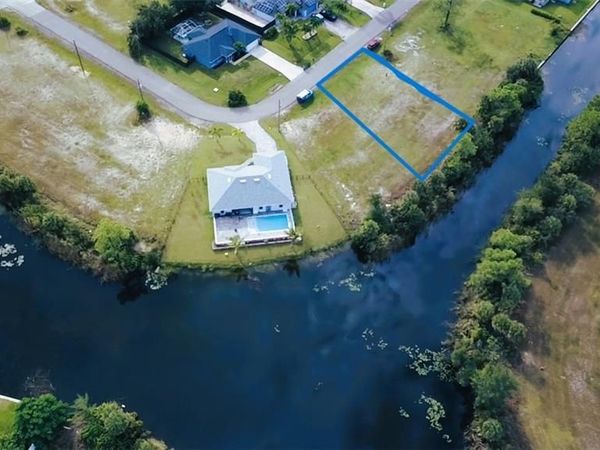 3224 NE 15th PL , CAPE CORAL, FL 33909