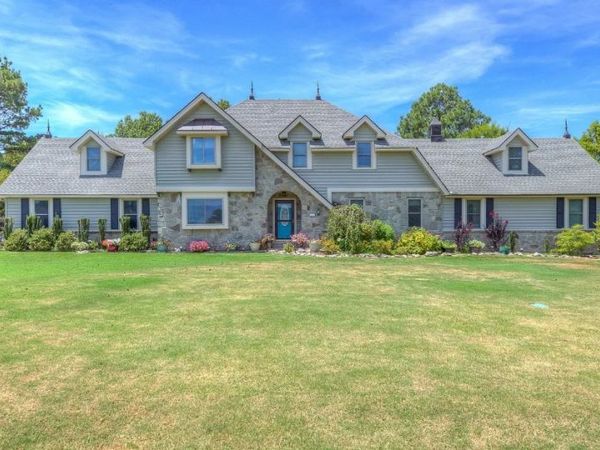 1804 Forest Road, Okmulgee, OK 74447
