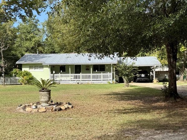 12321 Berkley Road, Moss Point, MS 39562