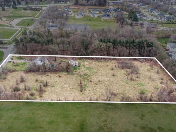 51405 Elm Road, Granger, IN 46530