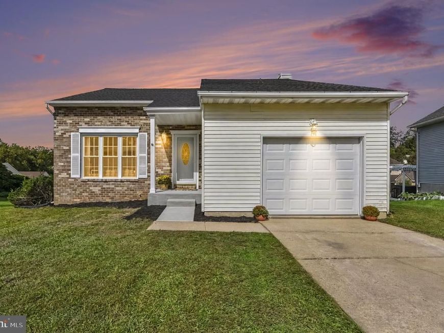 9020 Hedgerow Way, Nottingham, MD 21236 Main Photo