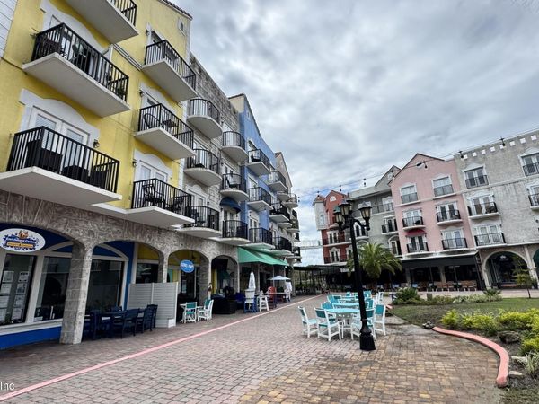 101 PALM HARBOR Parkway, Unit B223, Palm Coast, FL 32137