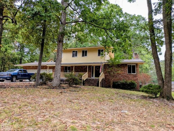 2104 White Lane, Jonesboro, AR 72404
