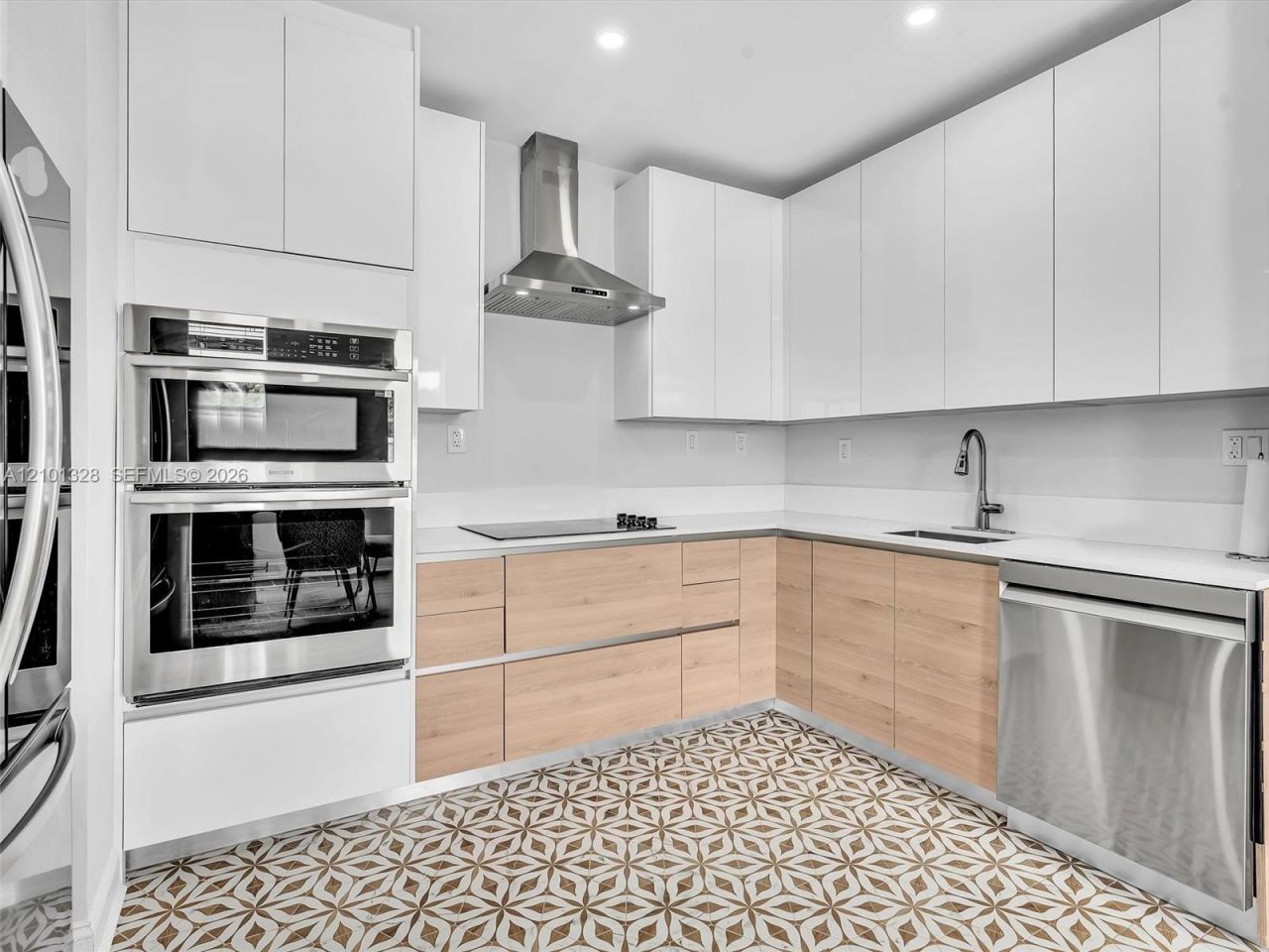 1502 Jefferson Ave, Unit 301, Miami Beach, FL 33139 Photo
