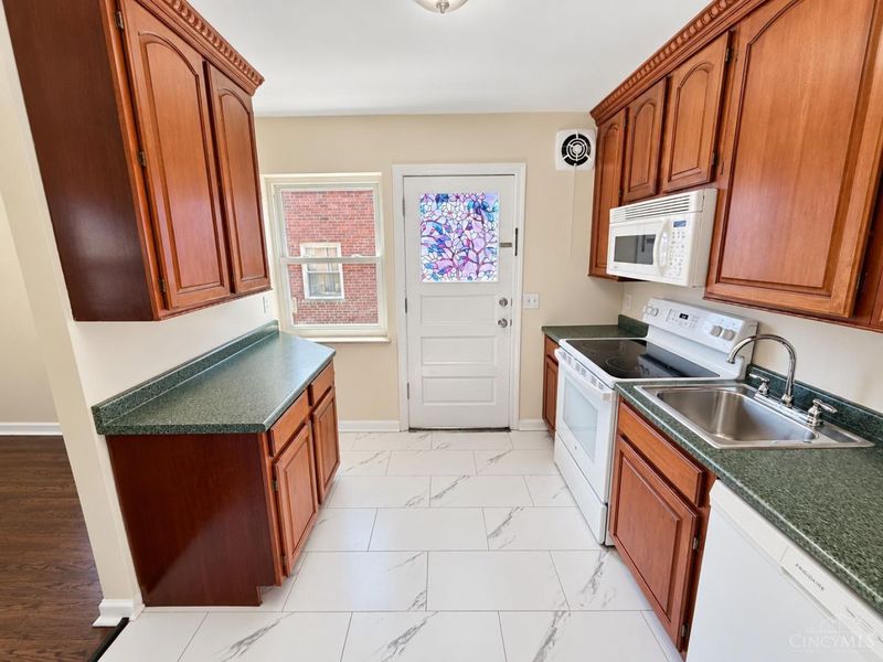 1147 Nancy Lee Lane, Cincinnati, OH 45238 Photo 8