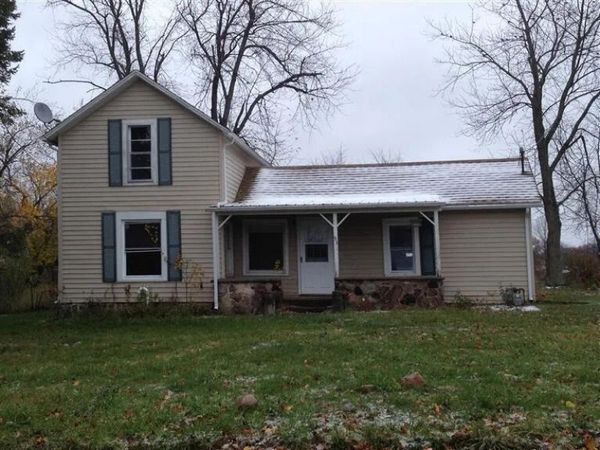 53 Greenwood Avenue, Hillsdale, MI 49242