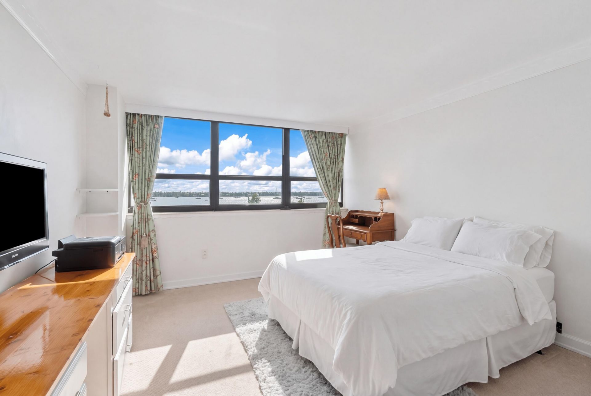 5600 N Flagler Drive, Unit 409, West Palm Beach, FL 33407 Photo