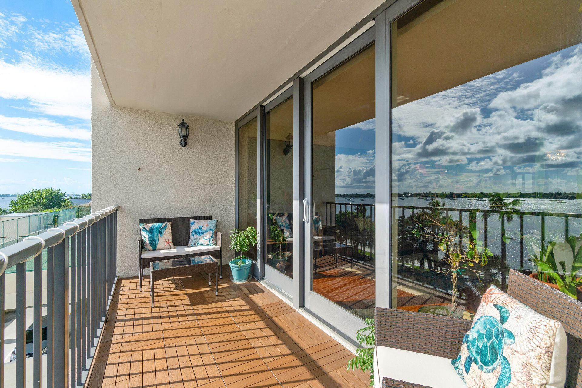 5600 N Flagler Drive, Unit 409, West Palm Beach, FL 33407 Photo