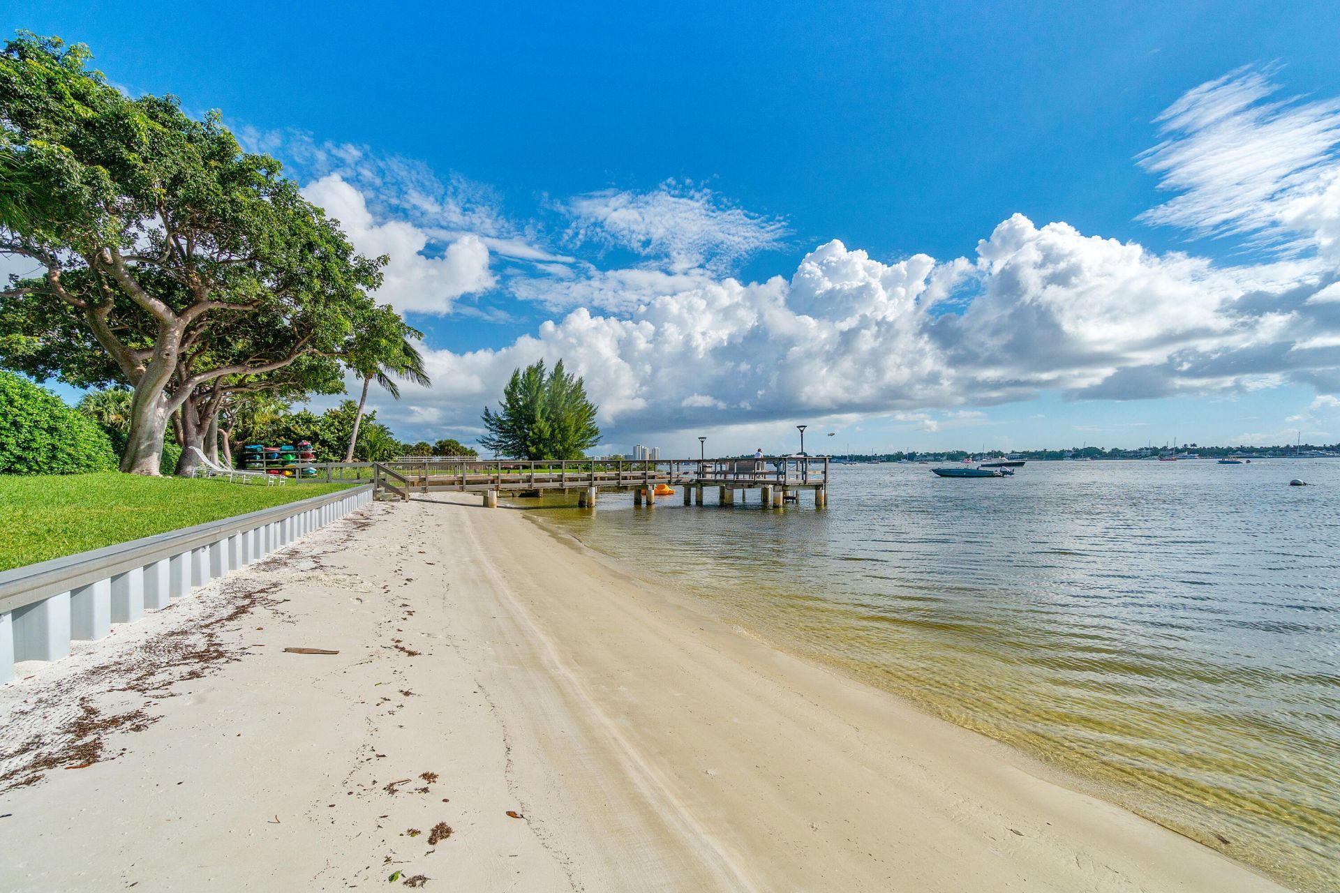 5600 N Flagler Drive, Unit 409, West Palm Beach, FL 33407 Photo