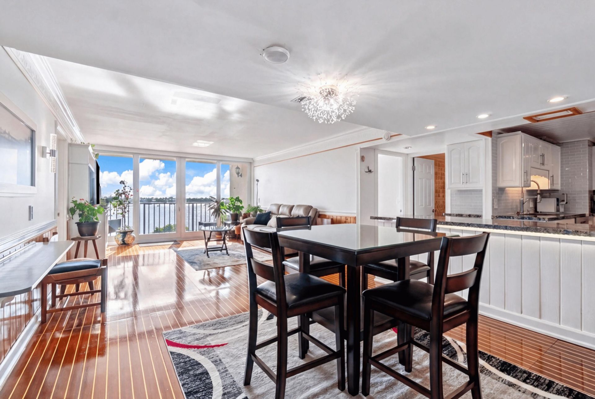 5600 N Flagler Drive, Unit 409, West Palm Beach, FL 33407 Photo