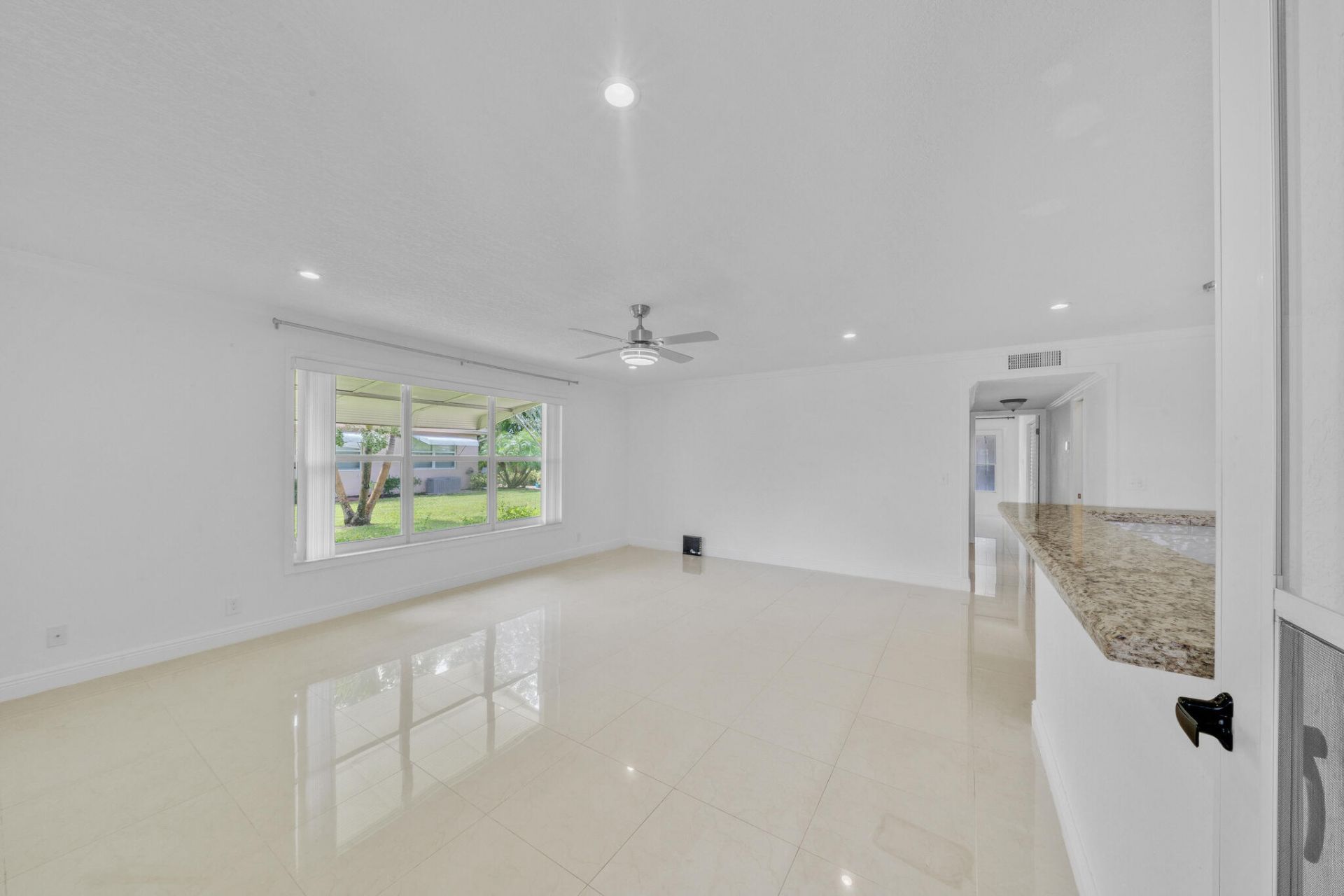 1360 SE High Point Way Se, Unit A, Delray Beach, FL 33445 Photo