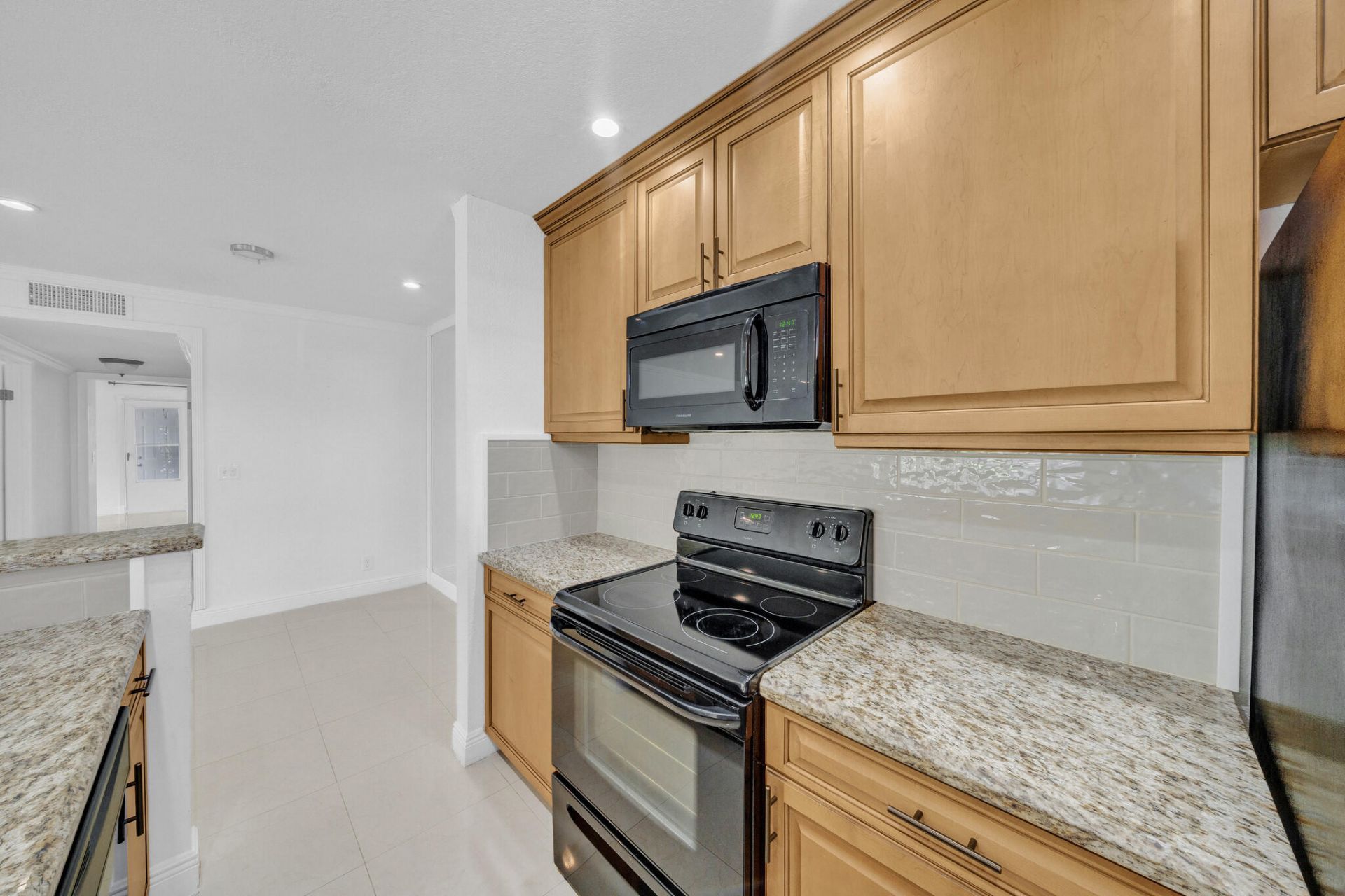 1360 SE High Point Way Se, Unit A, Delray Beach, FL 33445 Photo