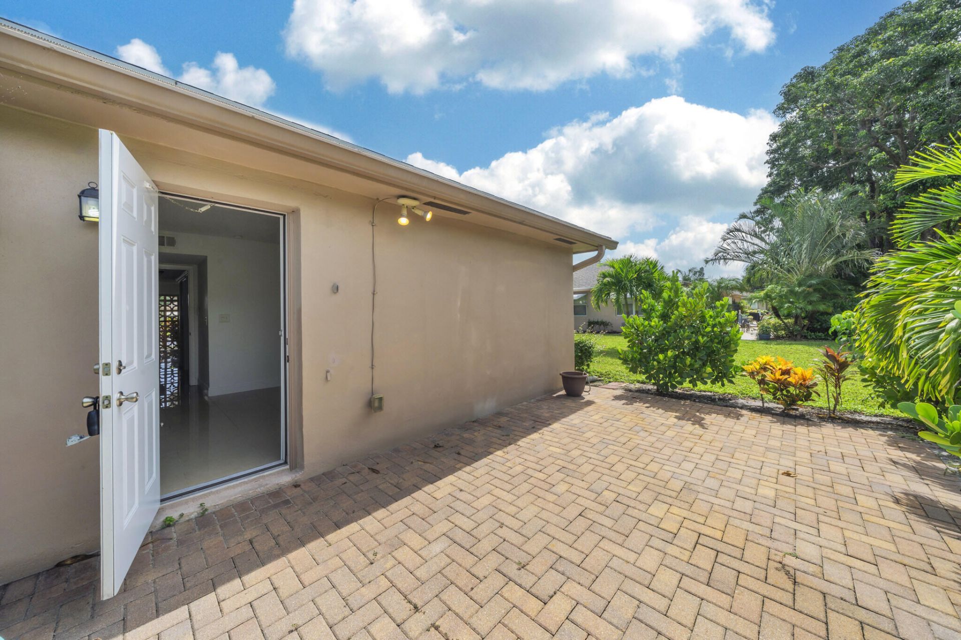 1360 SE High Point Way Se, Unit A, Delray Beach, FL 33445 Photo