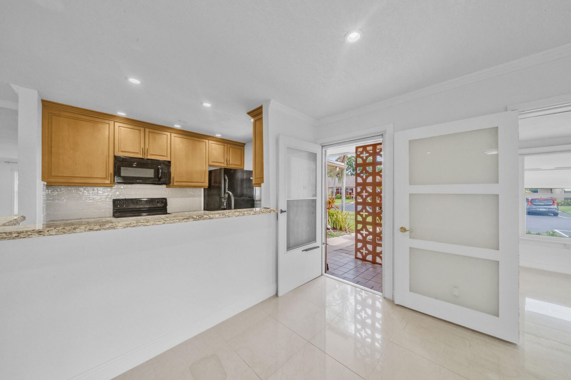 1360 SE High Point Way Se, Unit A, Delray Beach, FL 33445 Photo
