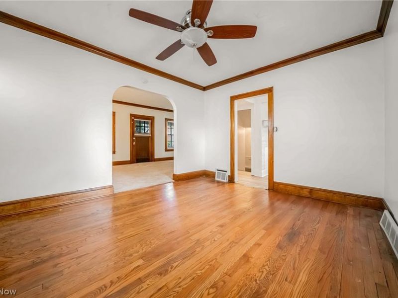 18107 East Park Drive, Cleveland, OH 44119 Photo 12