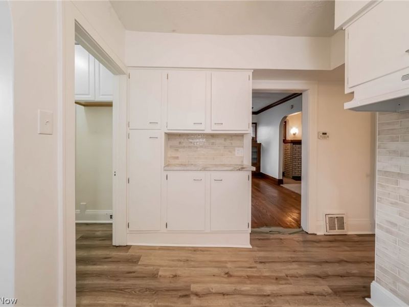 18107 East Park Drive, Cleveland, OH 44119 Photo 13