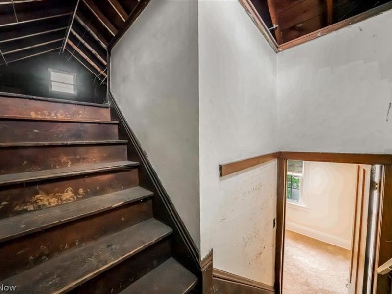 18107 East Park Drive, Cleveland, OH 44119 Photo 33