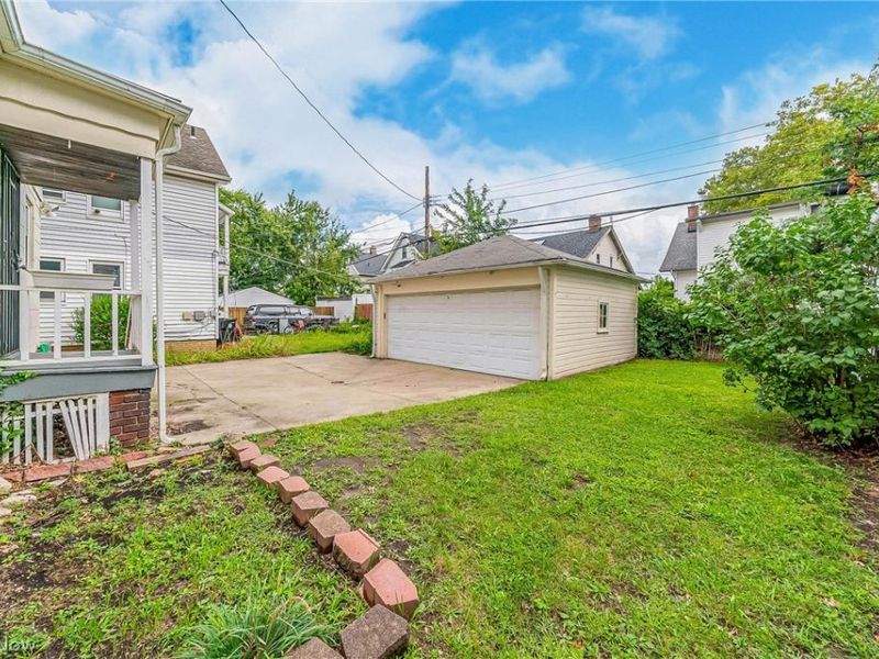 18107 East Park Drive, Cleveland, OH 44119 Photo 42