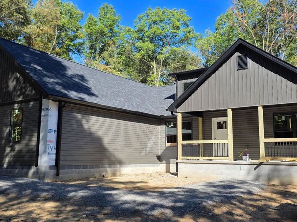 2177 Street Place Loop, Monterey, TN 38574