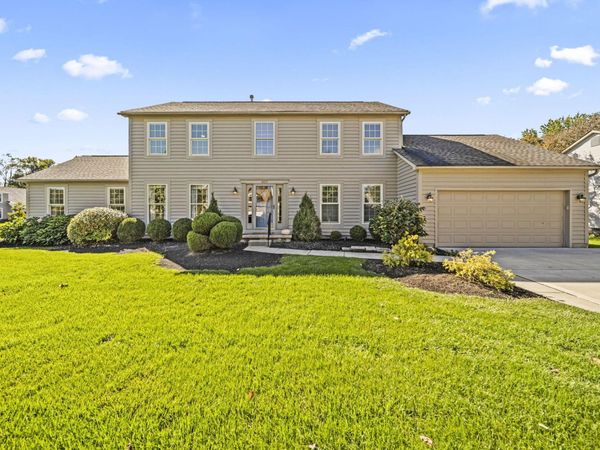 6137 Holywell Drive, Dublin, OH 43017