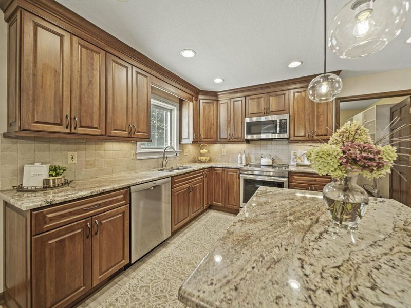 6137 Holywell Drive, Dublin, OH 43017 Photo 18