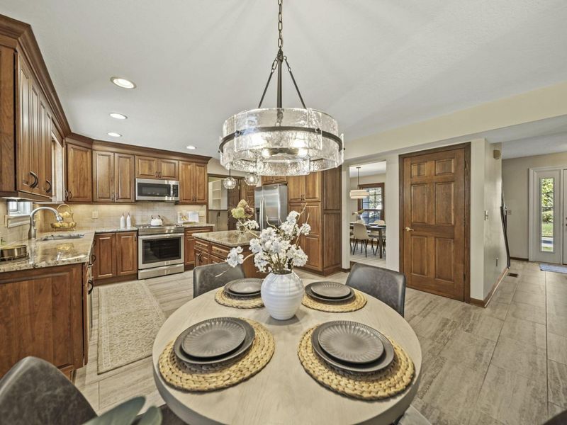 6137 Holywell Drive, Dublin, OH 43017 Photo 20
