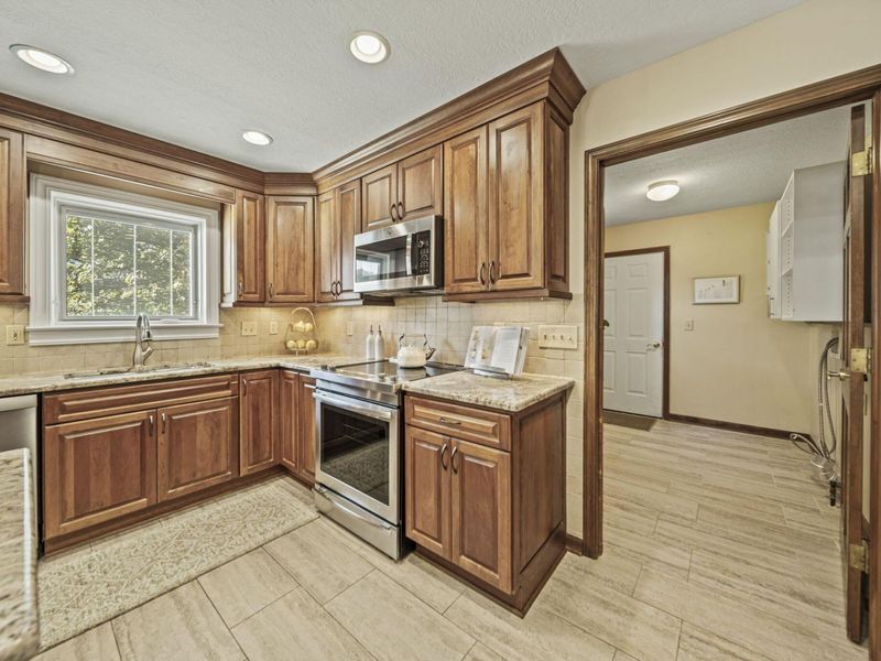 6137 Holywell Drive, Dublin, OH 43017 Photo 22