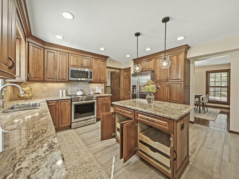6137 Holywell Drive, Dublin, OH 43017 Photo 28