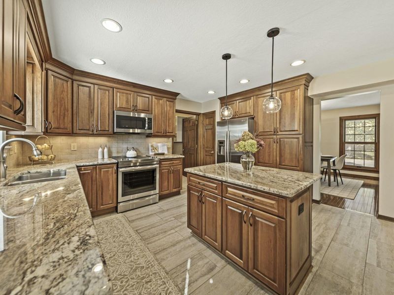 6137 Holywell Drive, Dublin, OH 43017 Photo 29