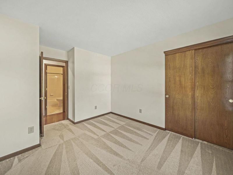 6137 Holywell Drive, Dublin, OH 43017 Photo 68