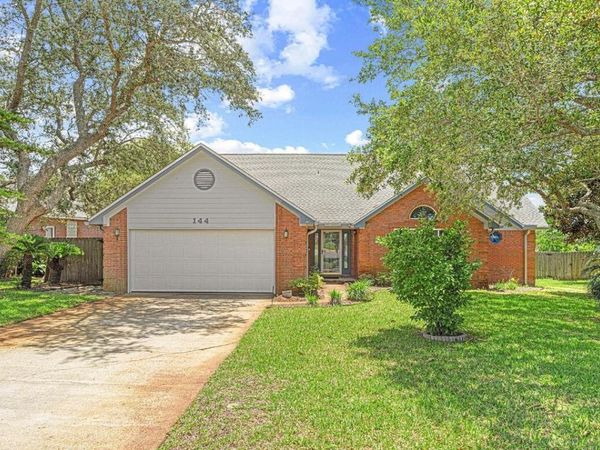 144 Long Pointe Drive, Mary Esther, FL 32569