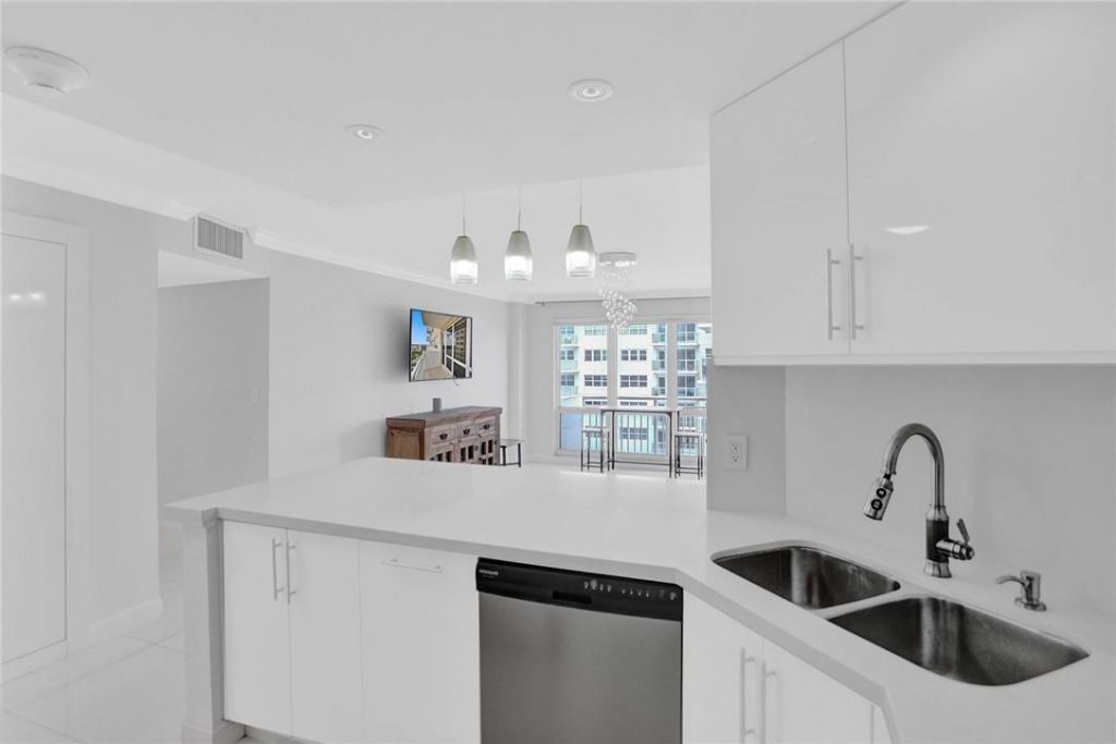 133 N Pompano Beach Boulevard, Unit 1103, Pompano Beach, FL 33062 Photo